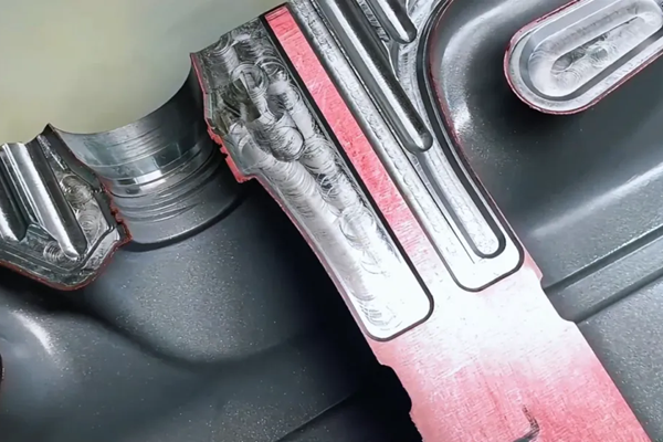 藏在模具里的“精度密码”——红丹验证，守住品质第一道关